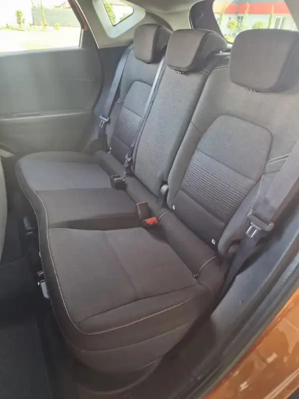 Renault Captur Benzin 2021. godište - Slika 13