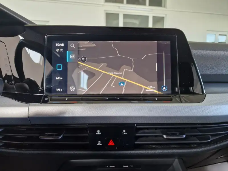 Volkswagen Golf 8 Dizel 2021. godište - Slika 18