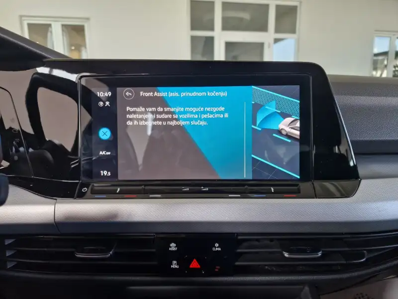 Volkswagen Golf 8 Dizel 2021. godište - Slika 22