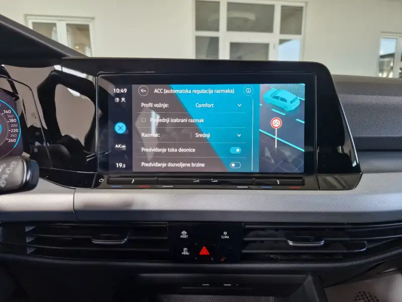 Volkswagen Golf 8 Dizel 2021. godište - Slika 23