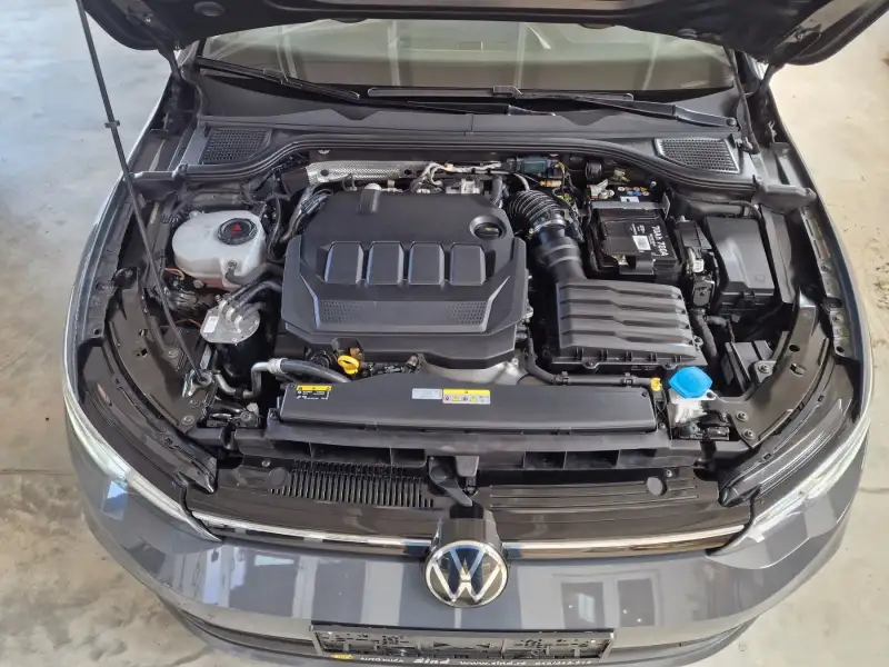 Volkswagen Golf 8 Dizel 2021. godište - Slika 35